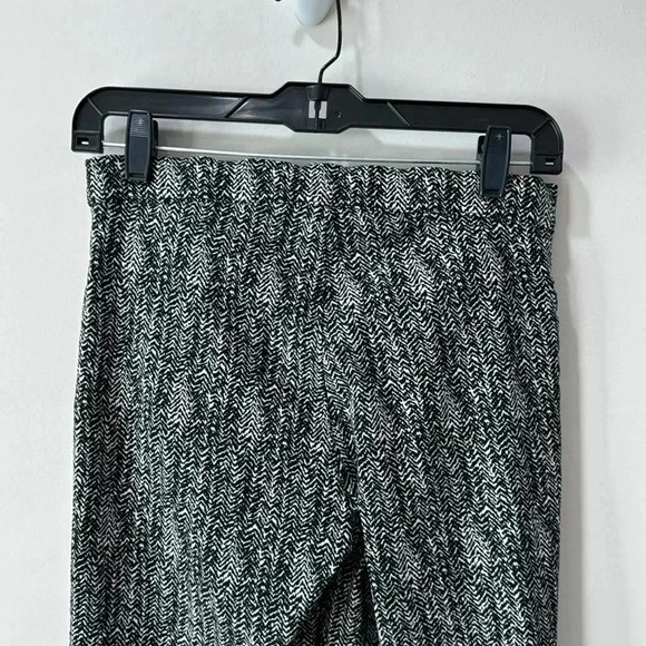89th & Madison Black and White Print Pull On Pants Size S - Picture 7 of 8
